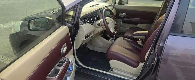 صورة 12 لـ 2008 Nissan TIIDA