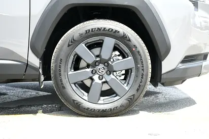 صورة 6 لـ 2026 Toyota RAV 4
