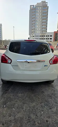 صورة 6 لـ 2015 Nissan TIIDA