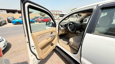 2009 Toyota FORTUNER — фото 5