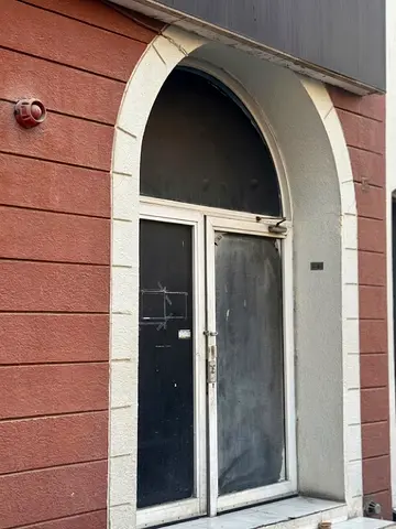 SHOP FOR RENT IN ENGLAND CLUSTER X-13 WITH FLEXIBLE PAYMENTS