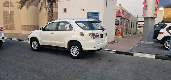 2015 Toyota FORTUNER 照片 5
