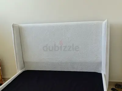 White Upholstered Wingback Bed Headboard (Queen/Double) - Good Condition