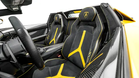 2017 Lamborghini AVENTADOR 缩略图 9