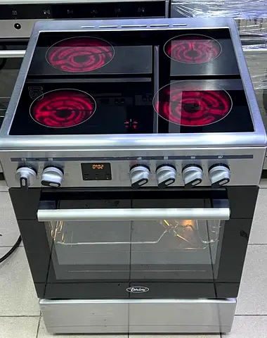Stainless Steel Electric Cooker with Glass Hob and Oven - Good Condition