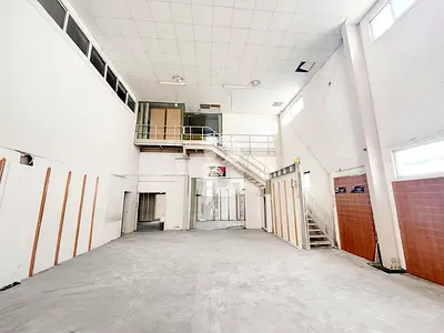 VACANT | 50 KW POWER | NO TAX | NEWLY BUILT