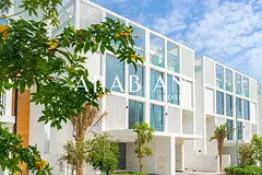 Back Row | Green Community | Private Pool