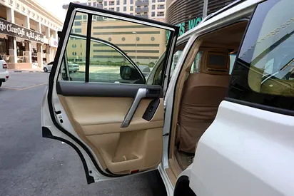 صورة 11 لـ 2015 Toyota PRADO