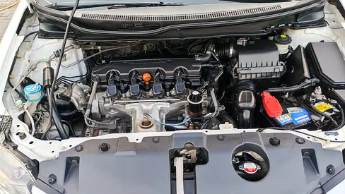 صورة 14 لـ 2015 Honda CIVIC