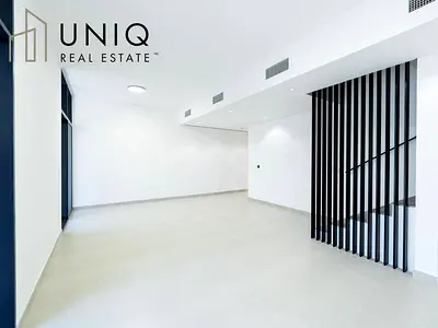 4BR Robinia Townhouse | Private Garden