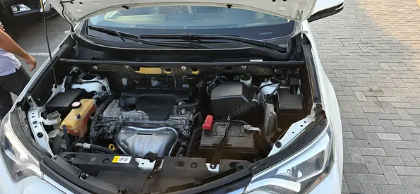 2017 Toyota RAV 4 — фото 20