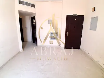 Lavish 1bhk apartment available near safari mall just rent 30k