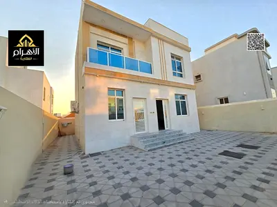 فيلا اعاده بيع في منطقه الزاهيه تتكون من 3 غرف ومجلس وصاله و غرفه خادمه تكيف مركزي تملك حر لجميع الجنسيات