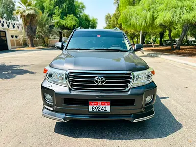 صورة 8 لـ 2015 Toyota LAND CRUISER