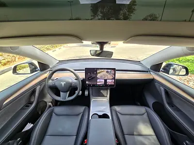 Tesla Model Y Performance, миниатюра 13