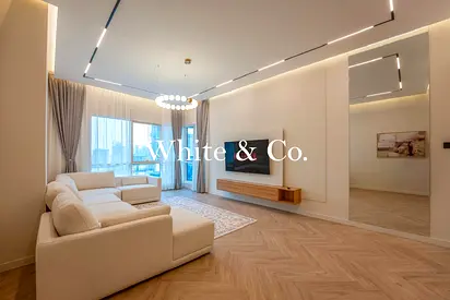 1Bed room | Fully refurbished | Mid Floor