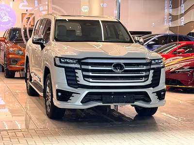 TOYOTA LAND CRUISER VXR NON-TURBO – GCC AL-FUTTAIM – ONLY 7500  KM