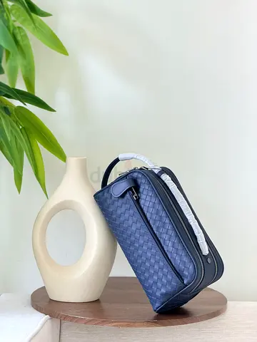 Bottega Veneta Pouch For Men’s