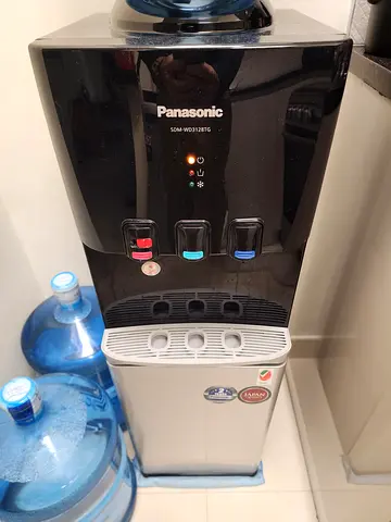 Water Cooler/ Dispenser for SALE
