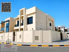 Villa for sale in Ajman, Al Zahiyah, 5 master bedrooms, majlis, living room, and maid's room. Freeho