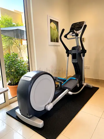 Precor EFX elliptical