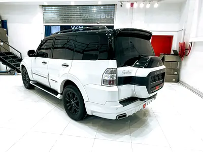 Mitsubishi Pajero Signature Edition, миниатюра 6