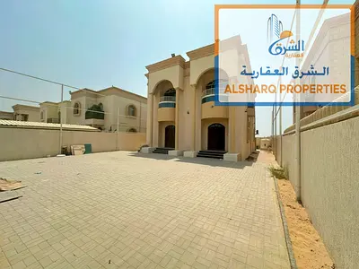 🔹 5 Bedrooms 🛏️ 🔹 5 Bathrooms 🚿 🔹 Spacious Majlis 🛋️ 🔹 2 Living Rooms 🏠🏠 🔹 2 Kitchens 🍽️ ▫️