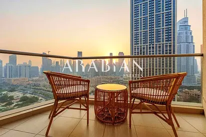 Upgraded 2 Bed With Stunning Downtown Views