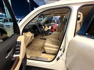 2025 Toyota LAND CRUISER 缩略图 12