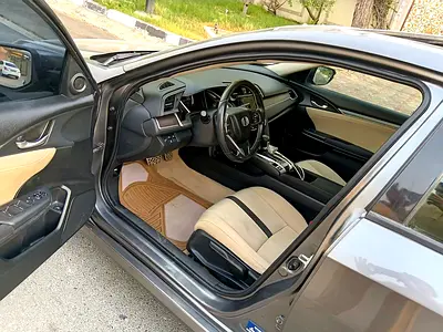 صورة 4 لـ 2019 Honda CIVIC