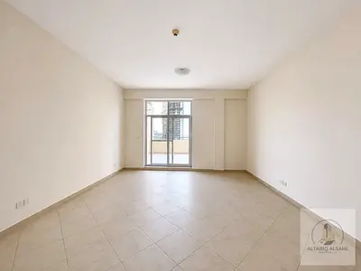 Huge Layout | Good Community | Ready to move