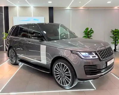 AUTOBIOGRAPHY RANGE ROVER VOGUE || GCC II TOP RANGE I| PANORAMIC I| SCREENS || AMAZING COLOR