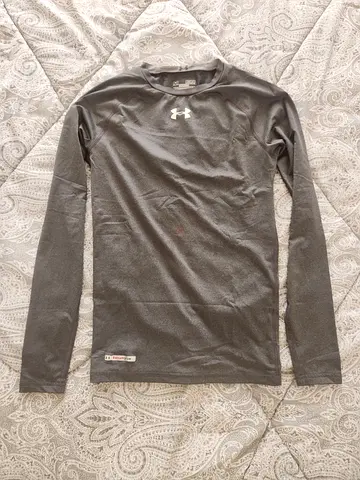 Original Under Armour HeatGear Compression Long-Sleeve Shirt – Size M