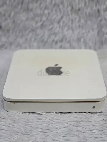 second-generation Apple AirPort Express (Model A1392 / MC414