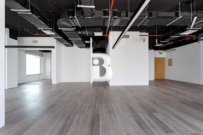 Immaculate Layout | Fully Fitted | Less Traffic