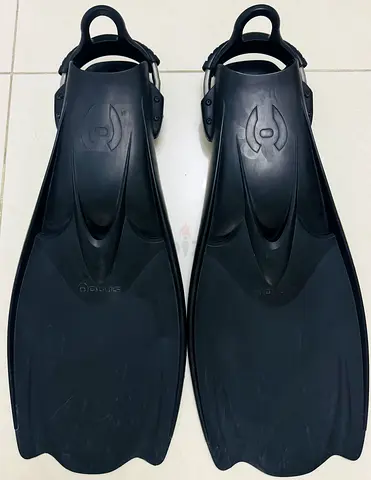 Hollis Tec Fins