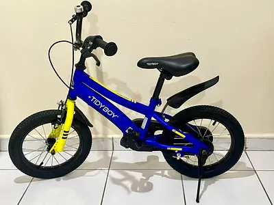 Kids cycle , very good condition, slightly used,below 6 years old used