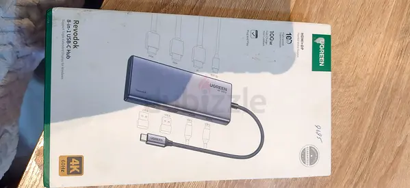 UGREEN USB-C Hub 8-in-1 Docking Station