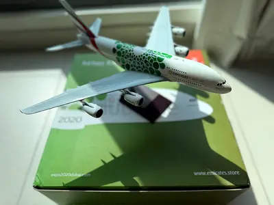 Emirates A380 1:200 Diecast