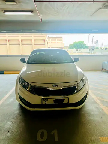 Kia Optima EX 2011 | Canadian Specs | Well Maintained