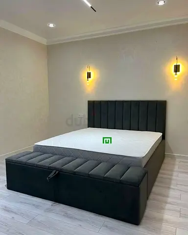 King-size storage bed - excellent condition