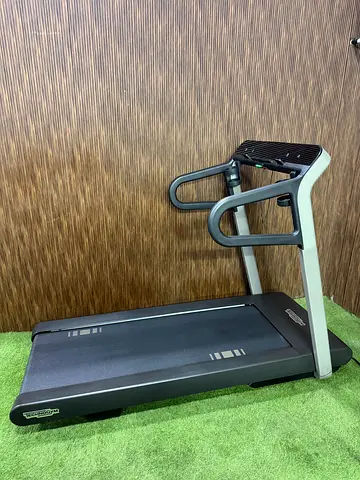 Technogym my run in perfect condition