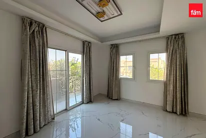Fully Upgraded | Single Row | Vacant
