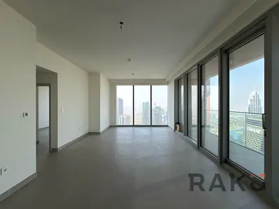 High Floor | Ready to Move | Downtown Area