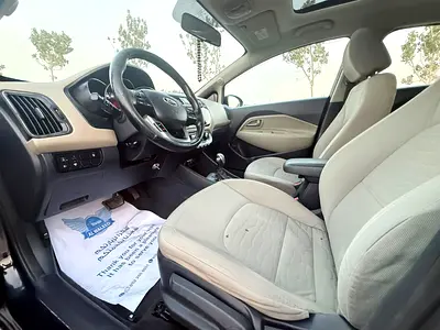 2016 KIA RIO 照片 11