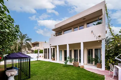 Pvt Pool | Upgraded | Private And Mature Garden