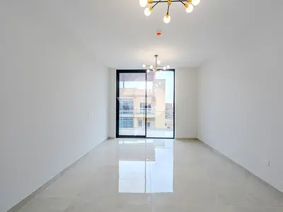 برايت 1BHK | أورا إليجانس DSO | إطلالة على المدينة والمسبح