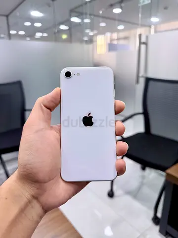 iPhone SE 2nd Generation (2020) – 64GB White 🤍