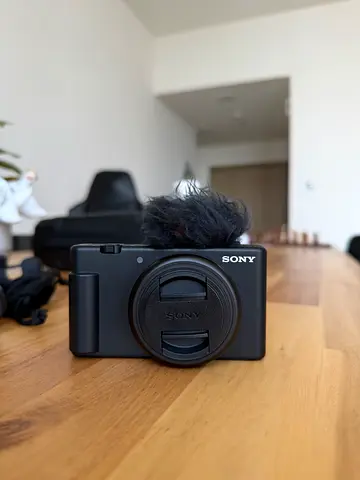 Sony ZV-1F with accessories for sale