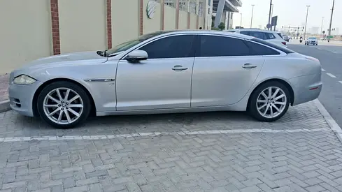 صورة 3 لـ 2013 Jaguar XJ